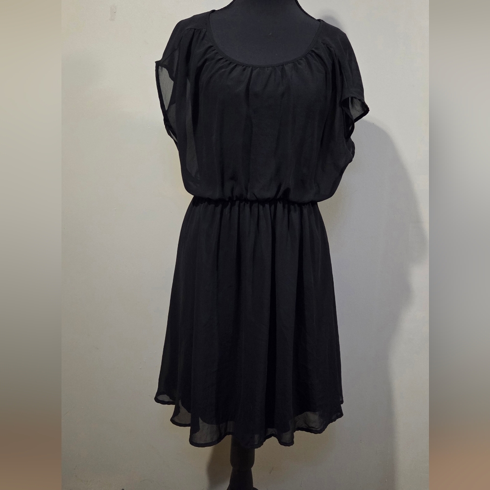 Lush Black Short Sleeve Chiffon Mini Dress
